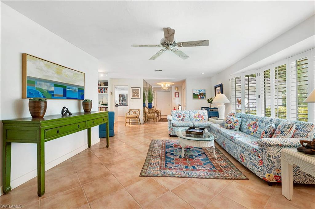 MOORINGS - Residential