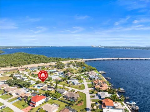 2514 SE 26th AVE CAPE CORAL FL 33904