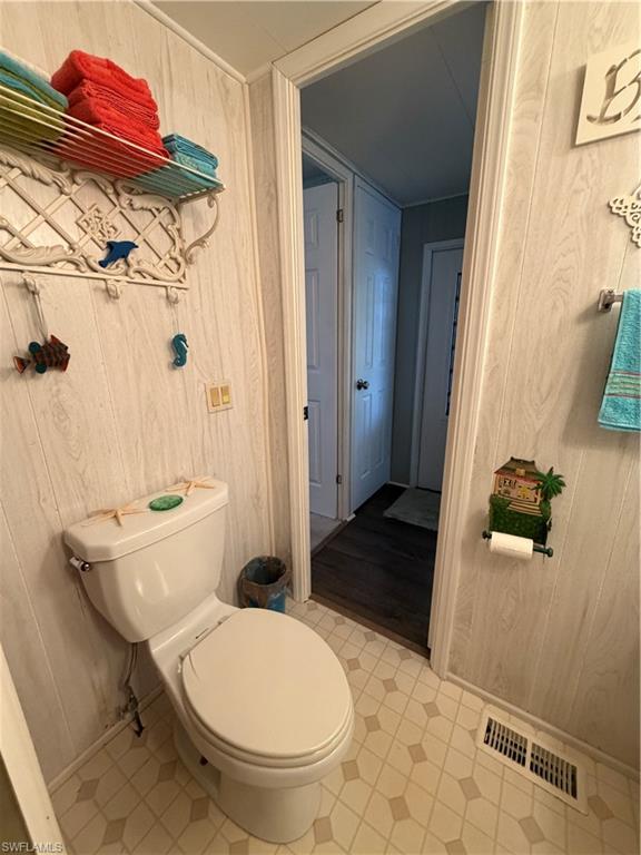 CARRIAGE VILLAGE - Residential