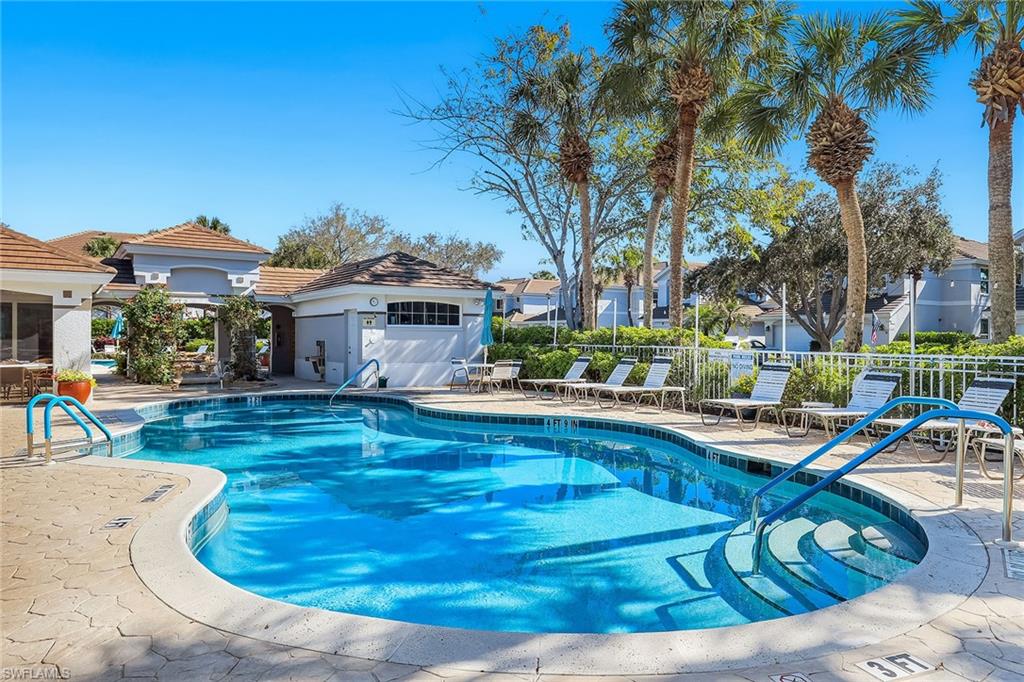 CREEKSIDE CROSSING - Residential