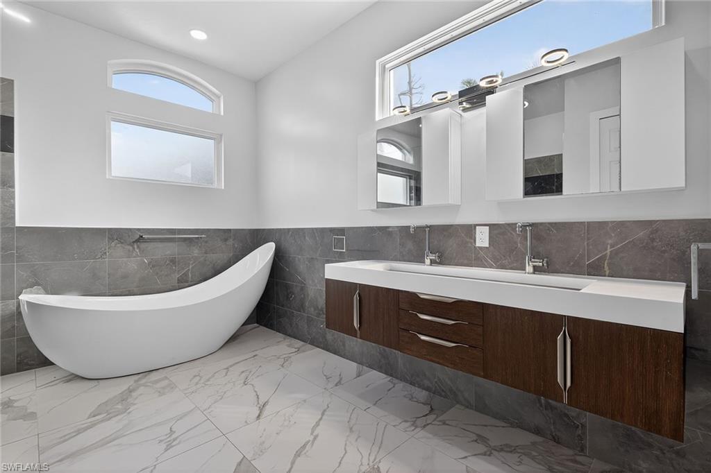 DEVONWOOD - Residential