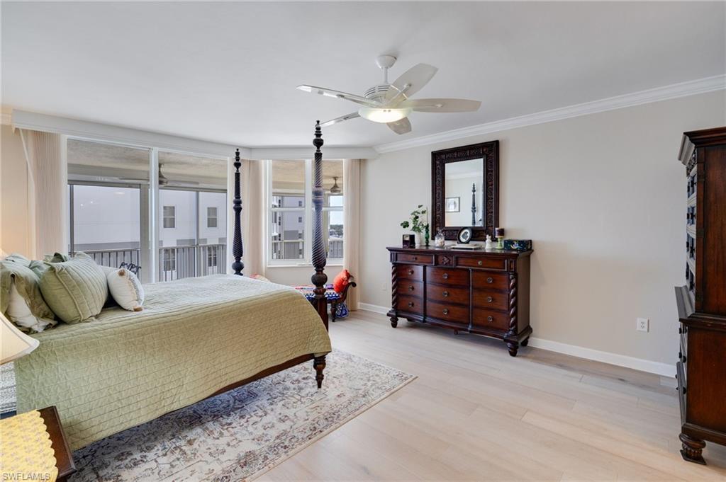 THE SHORES - Residential