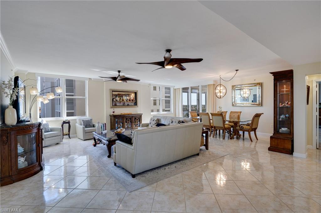 THE SHORES - Residential