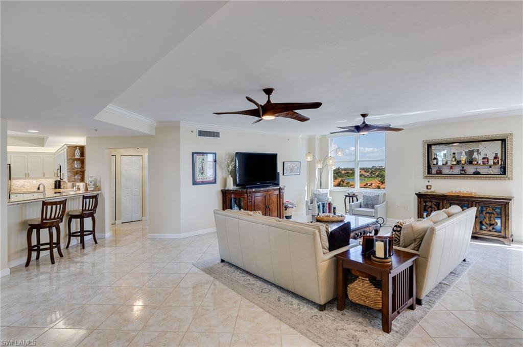 THE SHORES - Residential