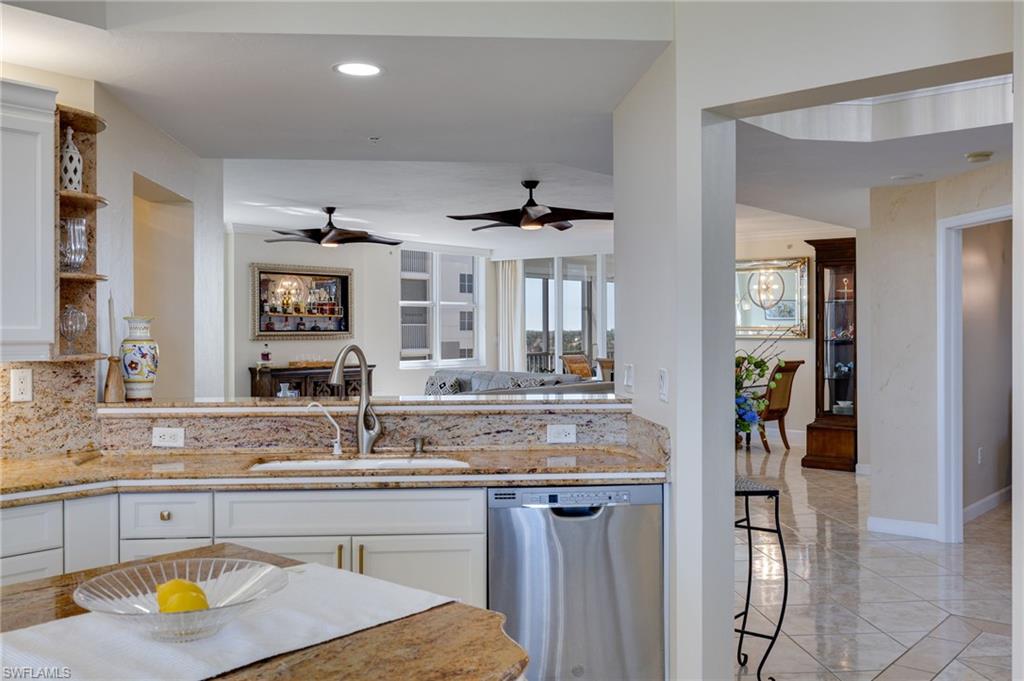 THE SHORES - Residential