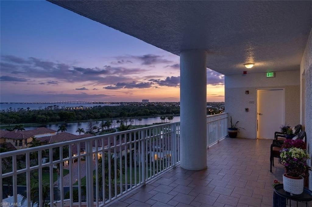 THE SHORES - Residential