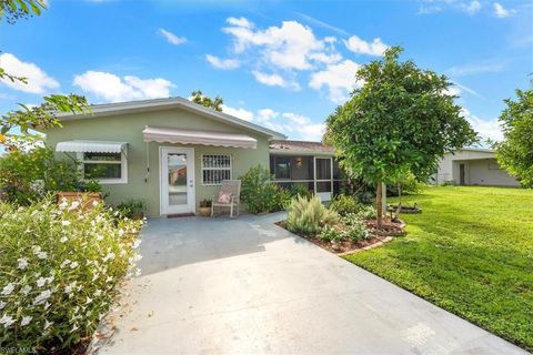 108 Contee DR LEHIGH ACRES FL 33936