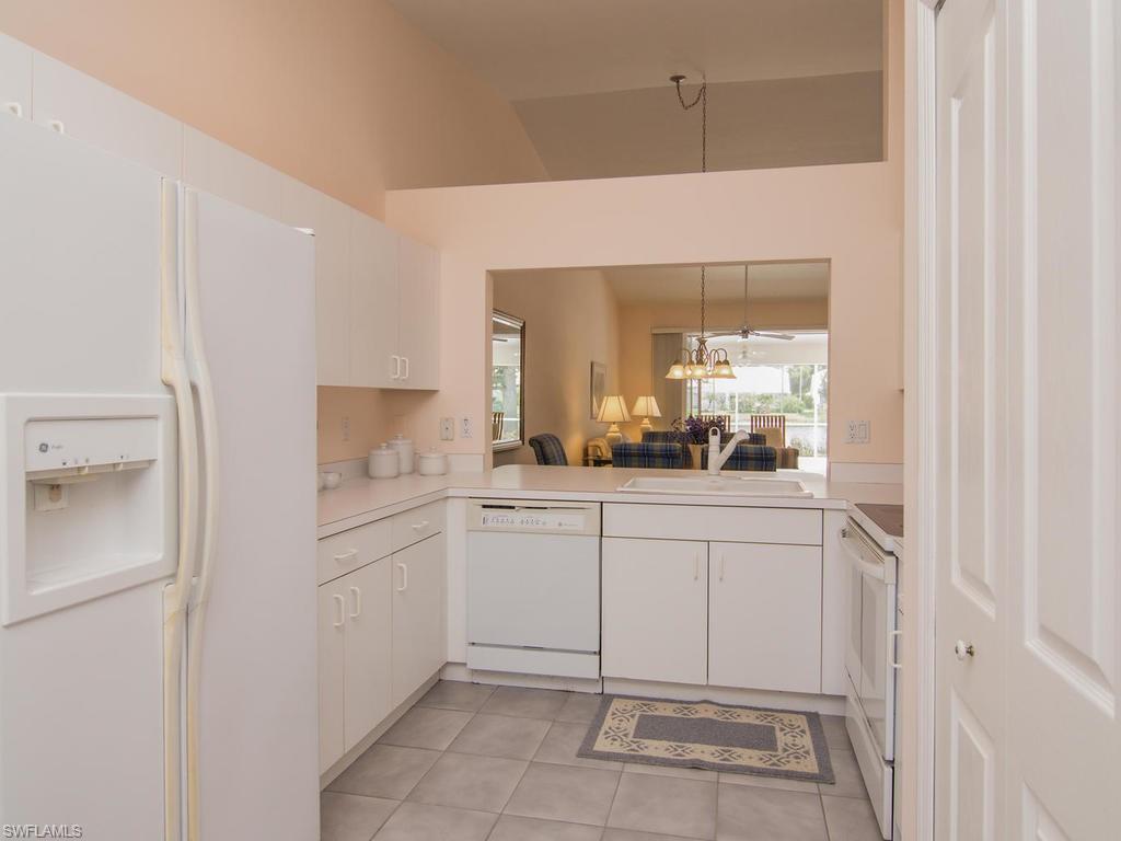 NORTHSHORE LAKE VILLAS - Residential