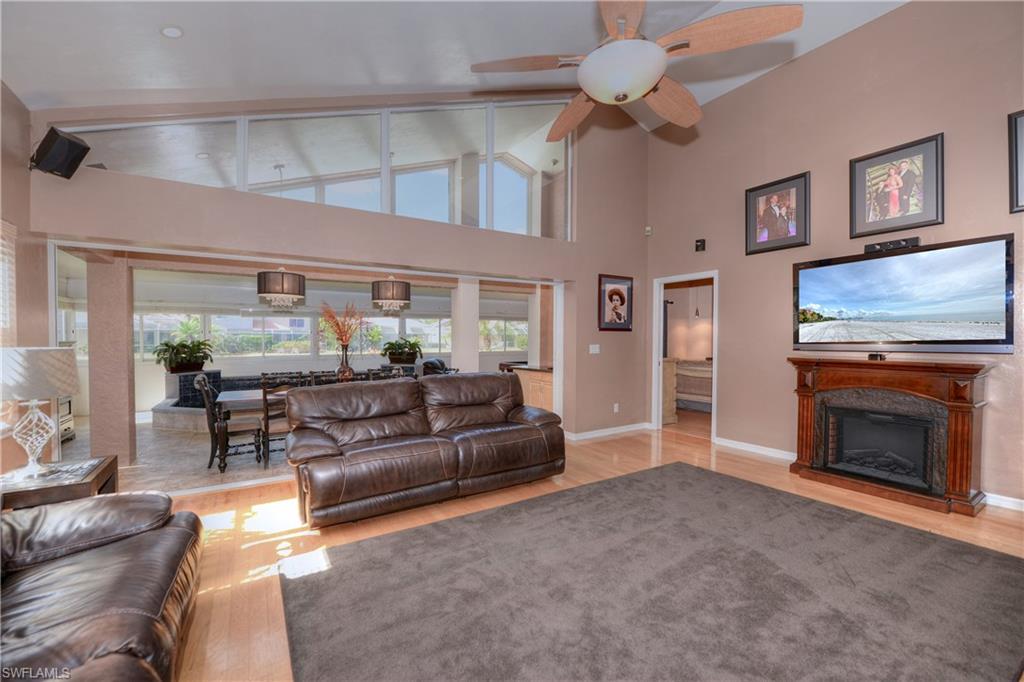 SABAL LAKE - Residential