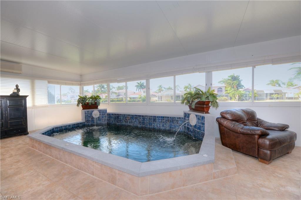 SABAL LAKE - Residential