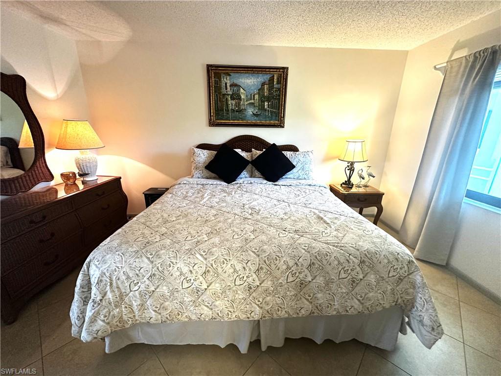 RIVERSIDE CLUB - Residential