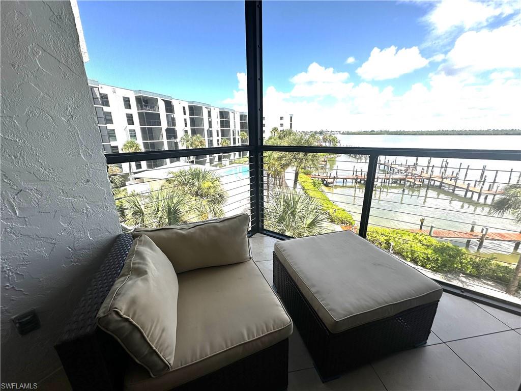 RIVERSIDE CLUB - Residential