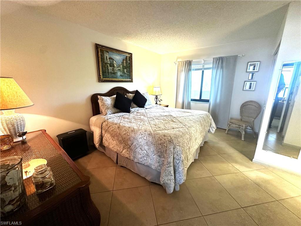 RIVERSIDE CLUB - Residential