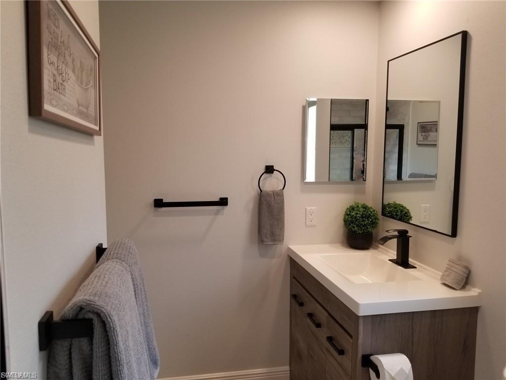 VILLAGES AT EMERALD LAKES - Residential Lease