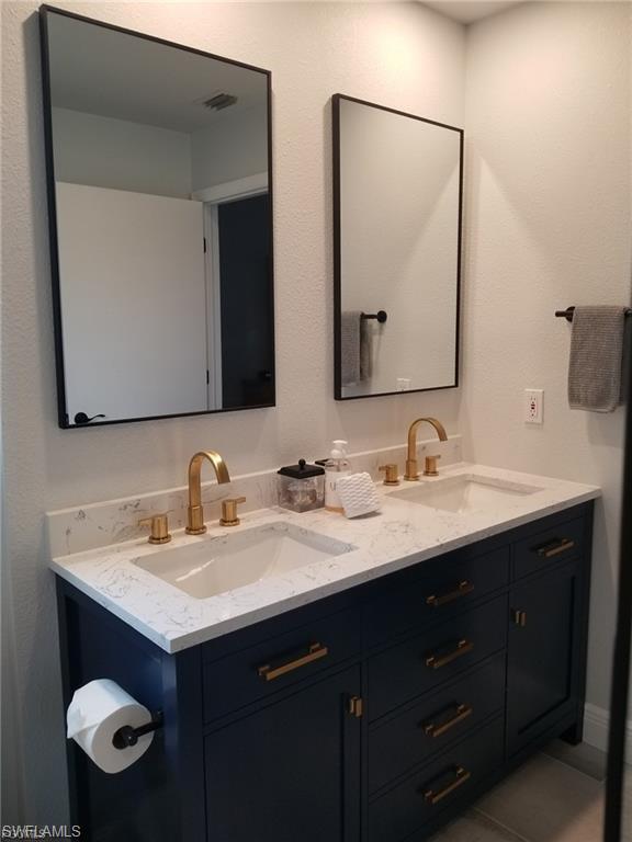 VILLAGES AT EMERALD LAKES - Residential Lease