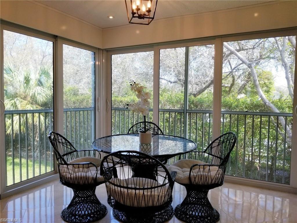 VILLAGES AT EMERALD LAKES - Residential Lease