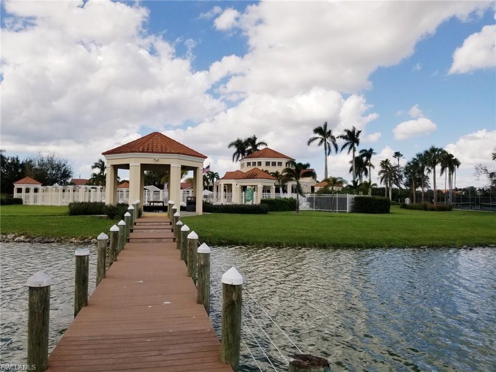 VILLAGES AT EMERALD LAKES - Residential Lease