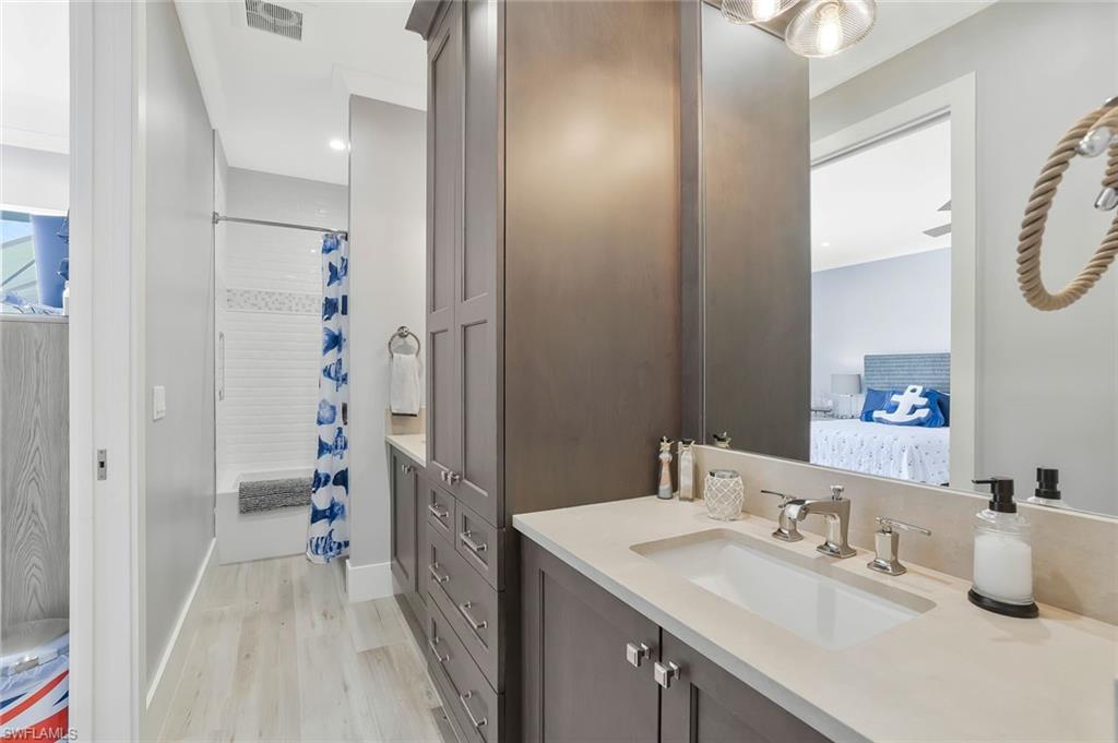 TIGERTAIL - Residential