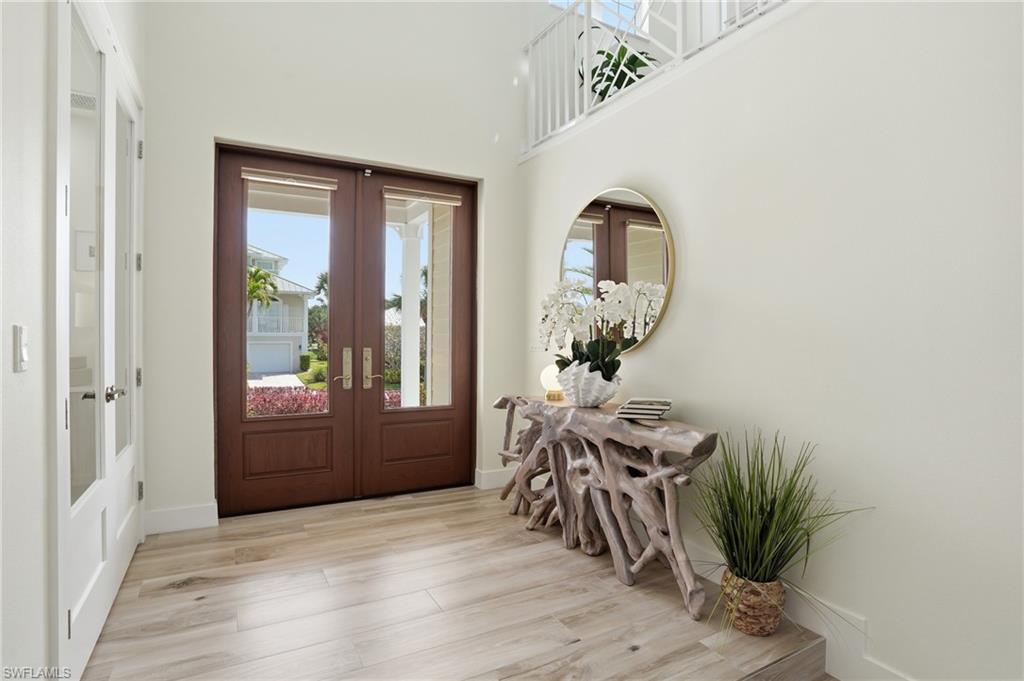 PARADISE VILLAGE - Residential