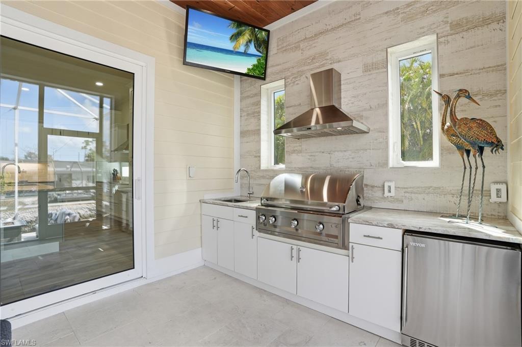 PARADISE VILLAGE - Residential