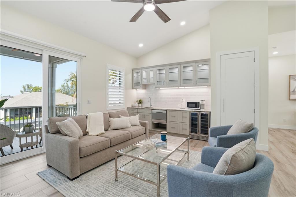 PARADISE VILLAGE - Residential