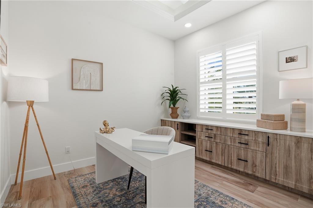 PARADISE VILLAGE - Residential