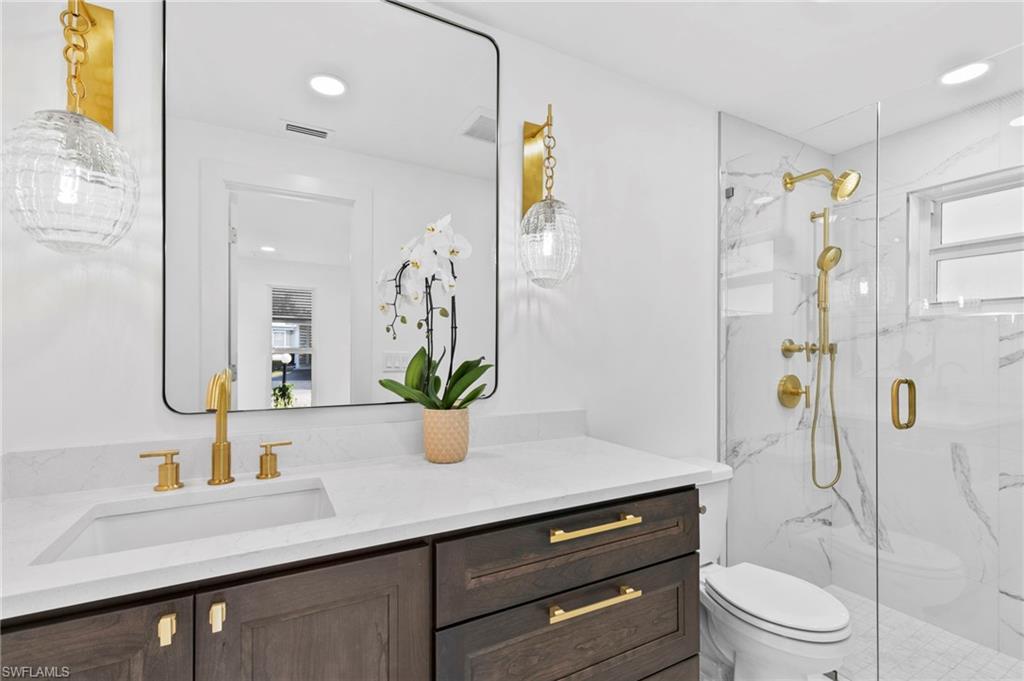 ROYAL PARK VILLAS - Residential