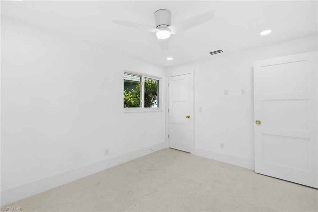 ROYAL PARK VILLAS - Residential