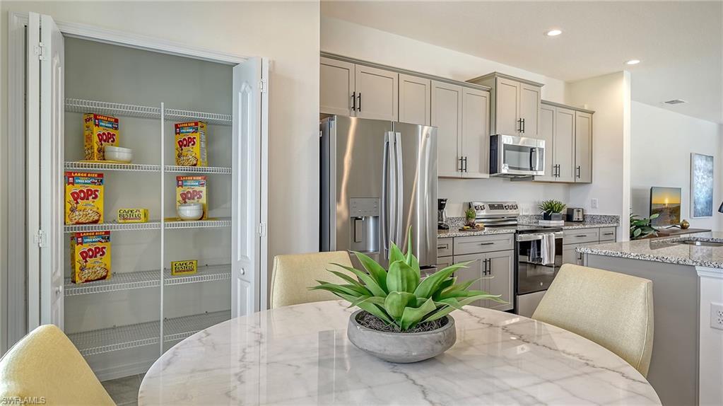 SKYSAIL - Residential