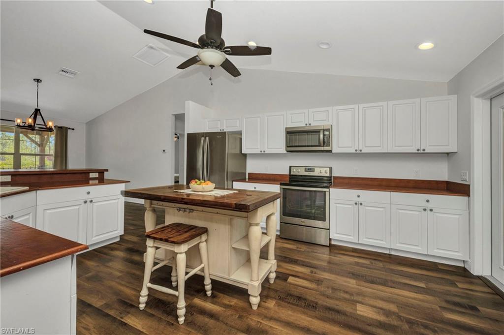 CHARLOTTE RANCHETTES - Residential