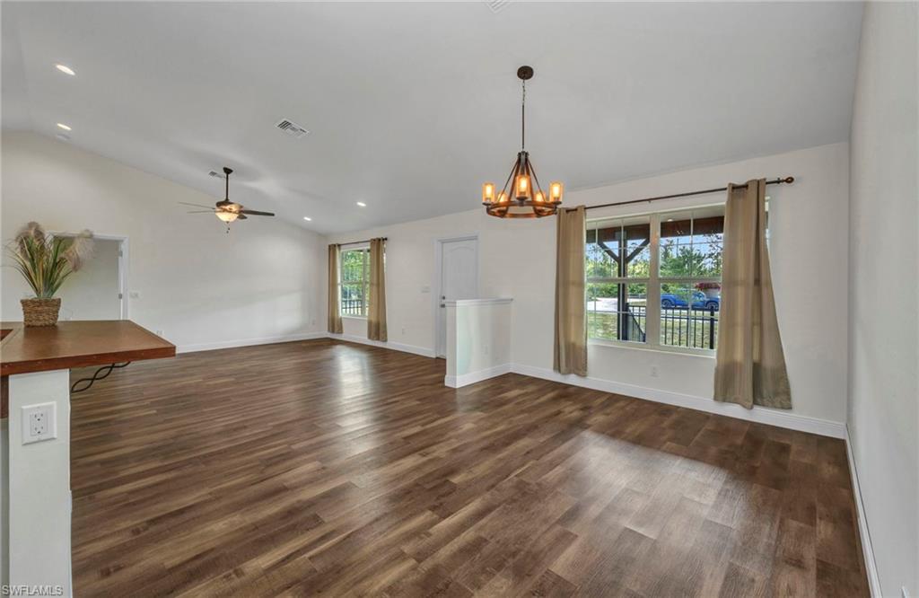 CHARLOTTE RANCHETTES - Residential