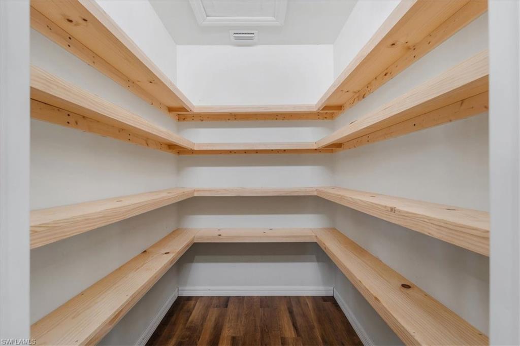 CHARLOTTE RANCHETTES - Residential