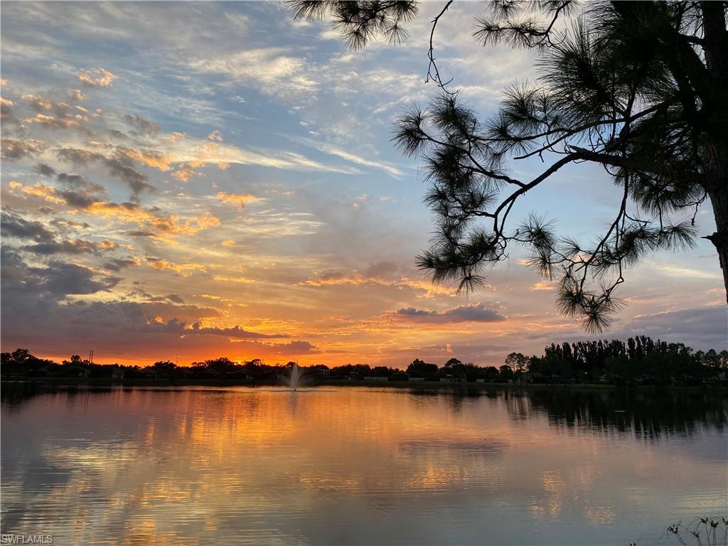 GOLDEN PALMS LUXURY MOTORCOACH RESORT - Land