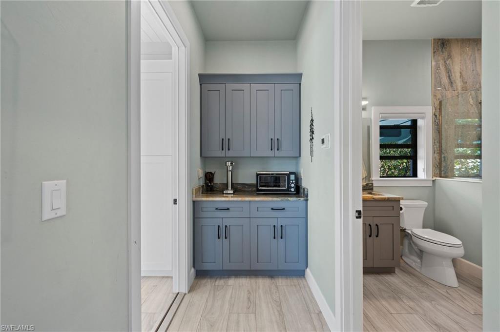 GOLDEN PALMS LUXURY MOTORCOACH RESORT - Land