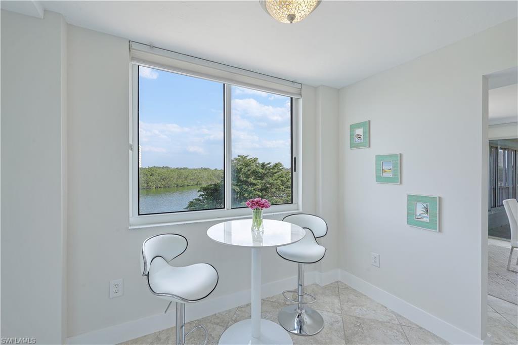 GULF BREEZE AT VANDERBILT - Residential