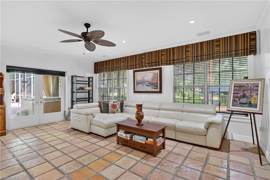 GOLDEN GATE ESTATES - Residential