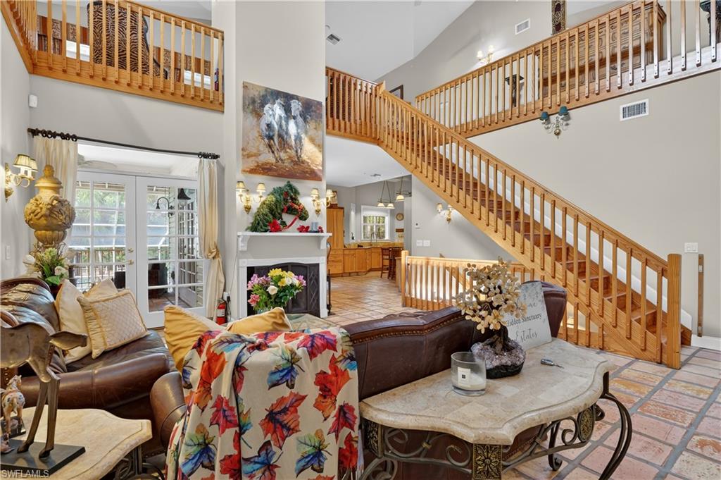 GOLDEN GATE ESTATES - Residential