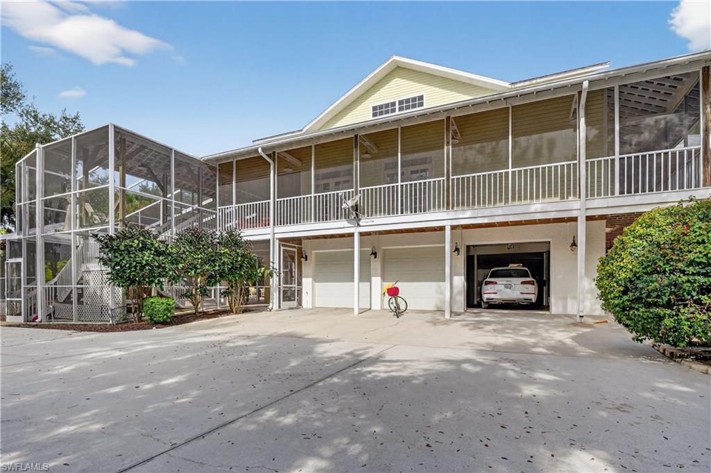 GOLDEN GATE ESTATES - Residential