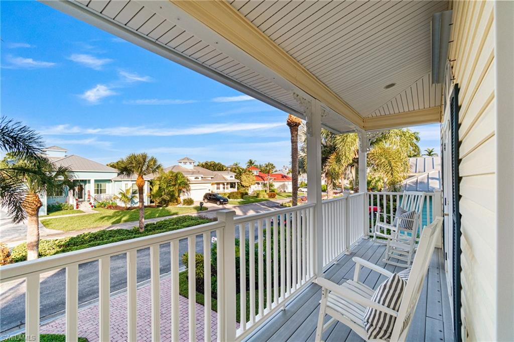 PARADISE VILLAGE - Residential