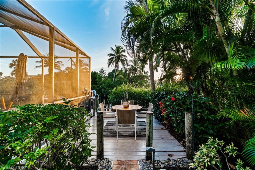 PARADISE VILLAGE - Residential