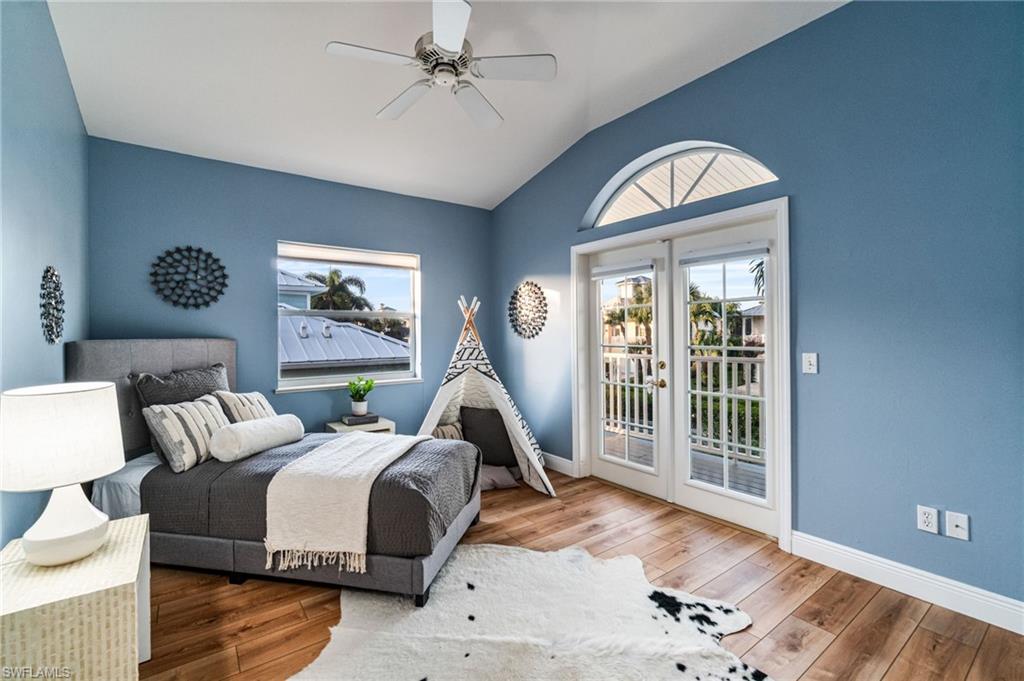 PARADISE VILLAGE - Residential