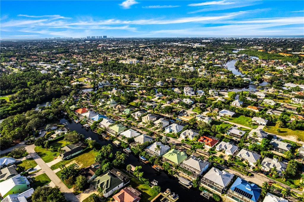 PARADISE VILLAGE - Residential