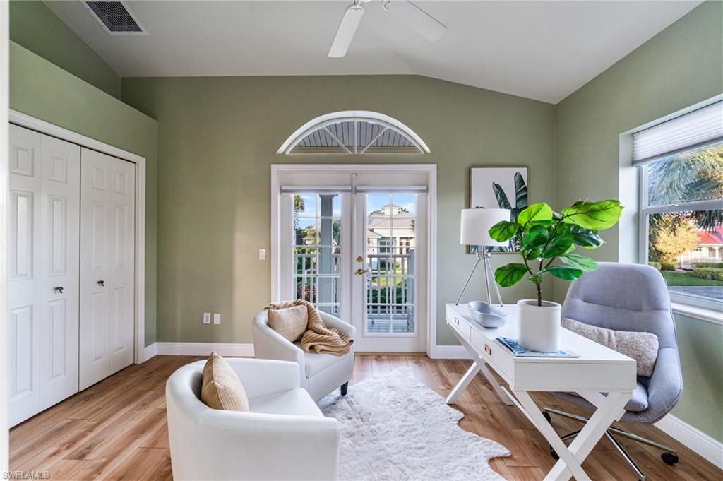 PARADISE VILLAGE - Residential