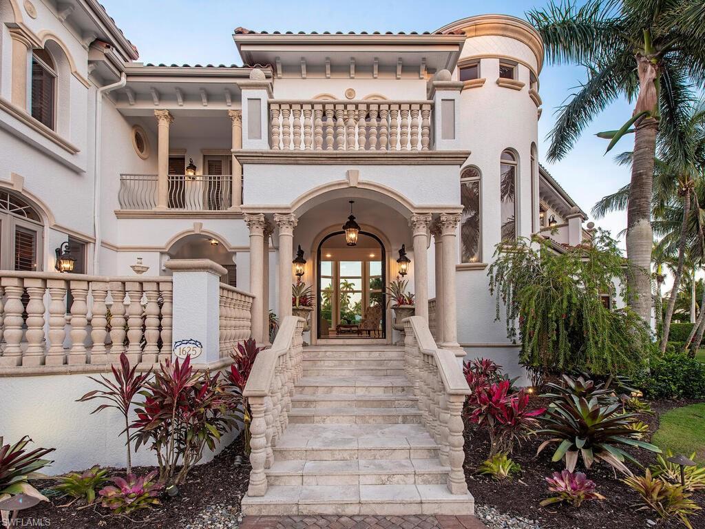 AQUALANE SHORES - Residential