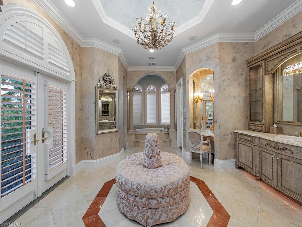 AQUALANE SHORES - Residential