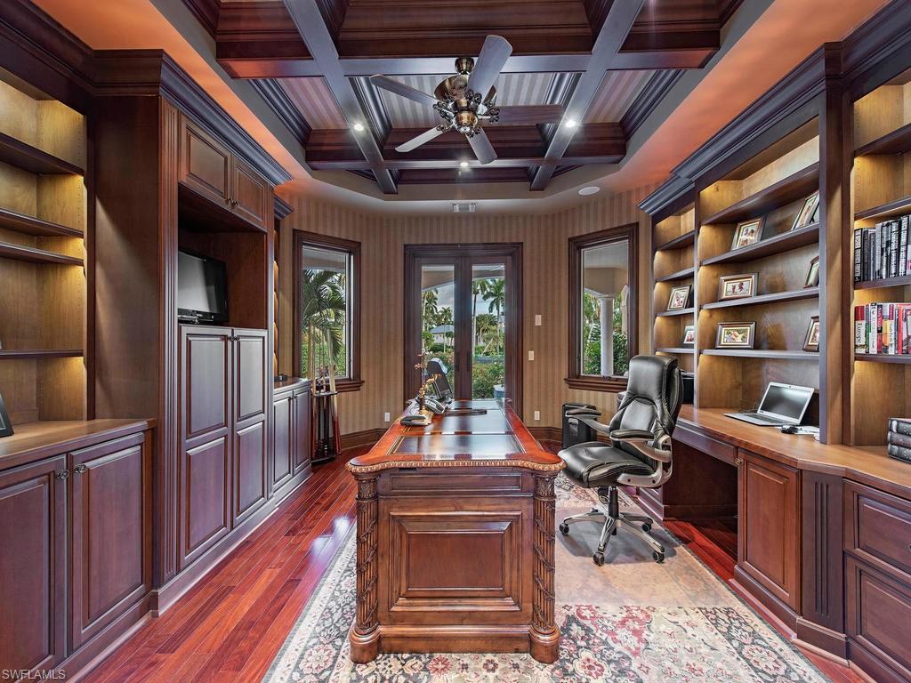 AQUALANE SHORES - Residential