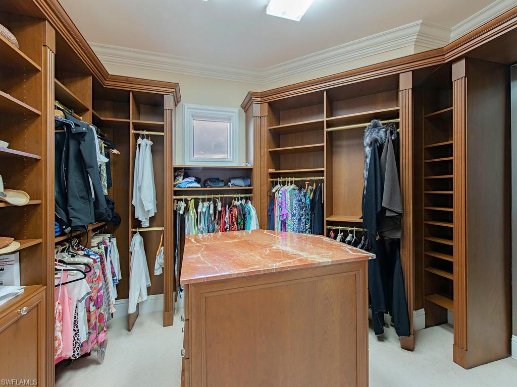 AQUALANE SHORES - Residential