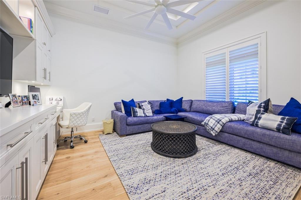 OYSTER BAY - Residential