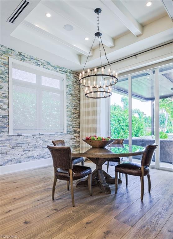 OYSTER BAY - Residential