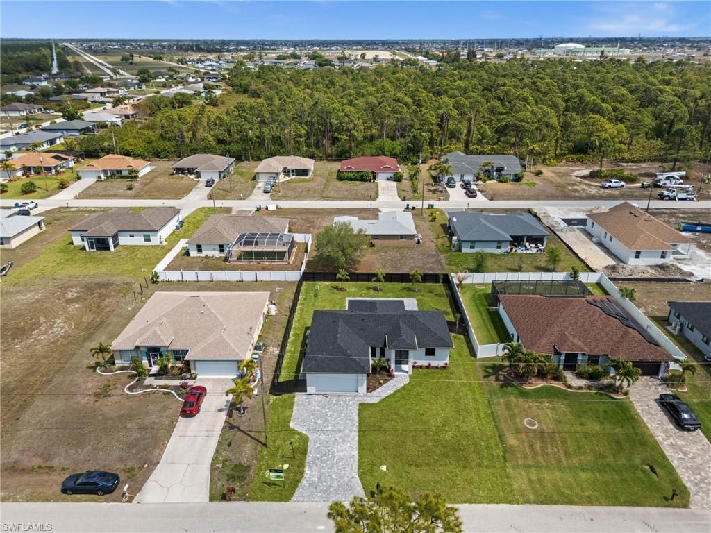 CAPE CORAL - Residential